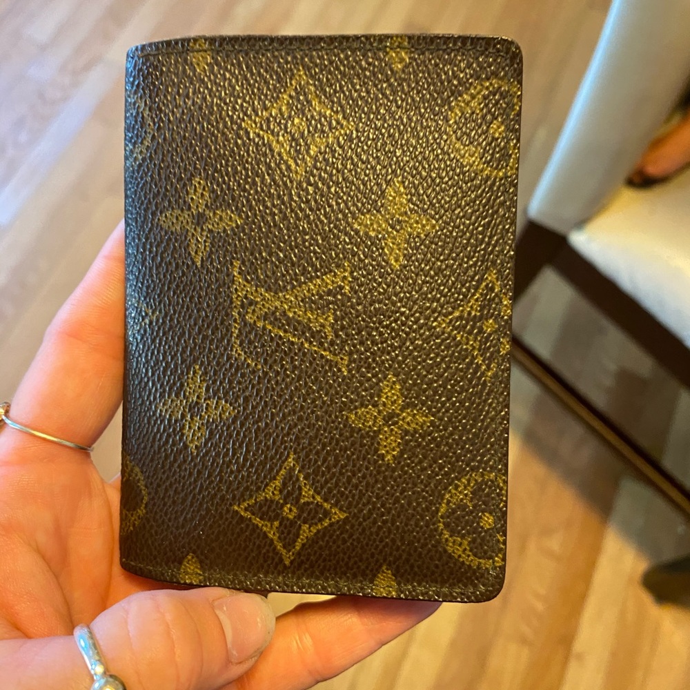 Louis Vuitton card holder/wallet -